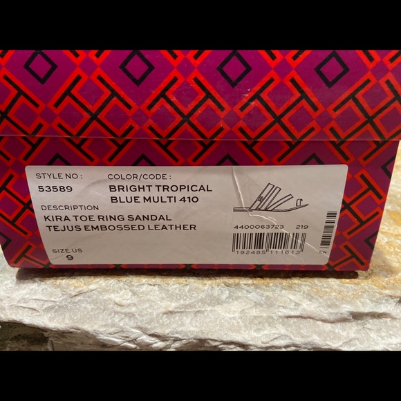 NEW, Tory Burch, Kira toe ring leather sandals - Picture 7 of 7